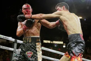 Se corona “Pitbull” Cruz campeón Superligero de la AMB; masacró al “Rolly” Romero