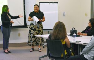 Imparte Brissa Arana introducción a la inteligencia emocional con "Invertir en ti"