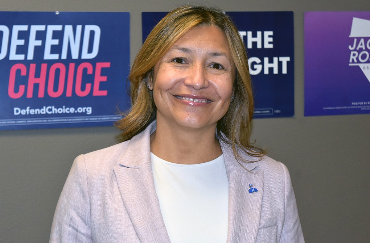 EXCLUSIVA: Una charla con Julie Chávez Rodríguez, coordinadora nacional de la campaña de reelección Biden-Harris