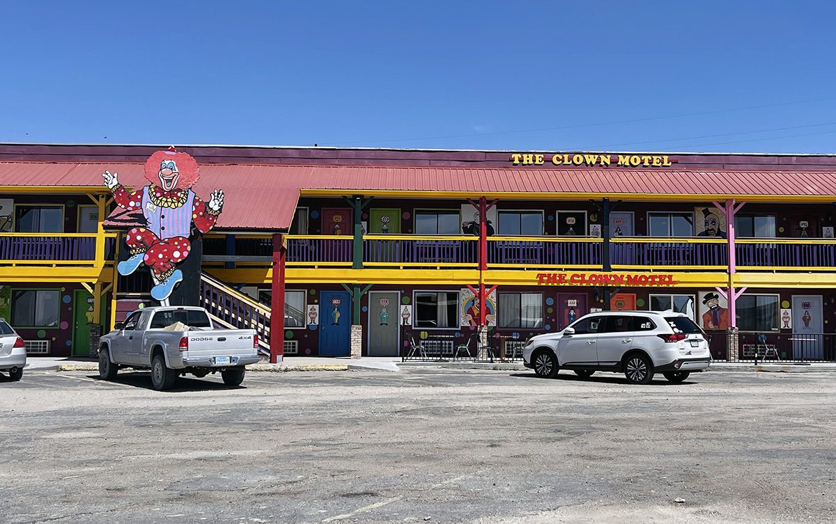 Experimenta en The Clown Motel una estancia aterradora y escalofriante