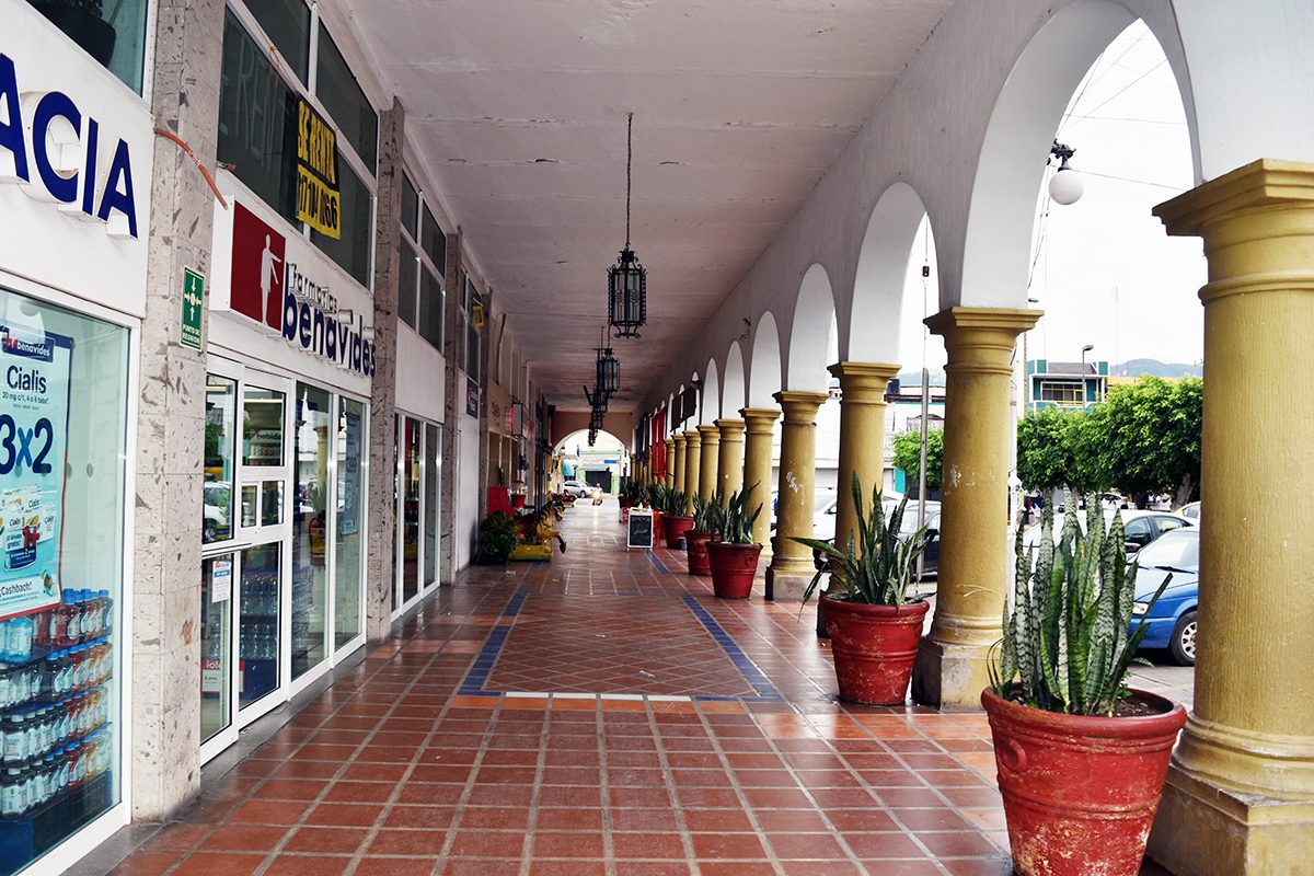 Un monumento al guitarrista Carlos Santana en Autlán de Navarro, Jalisco