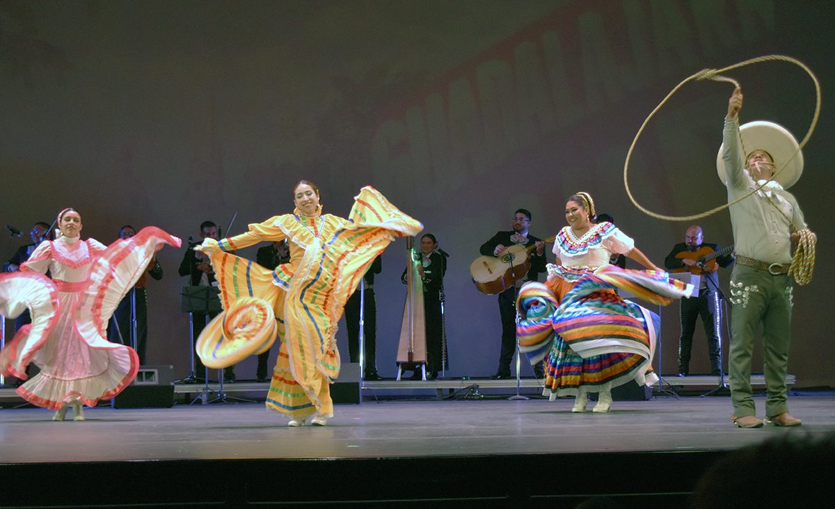 Presentó ASFEDEJAL “Raíces de México” en el CSN