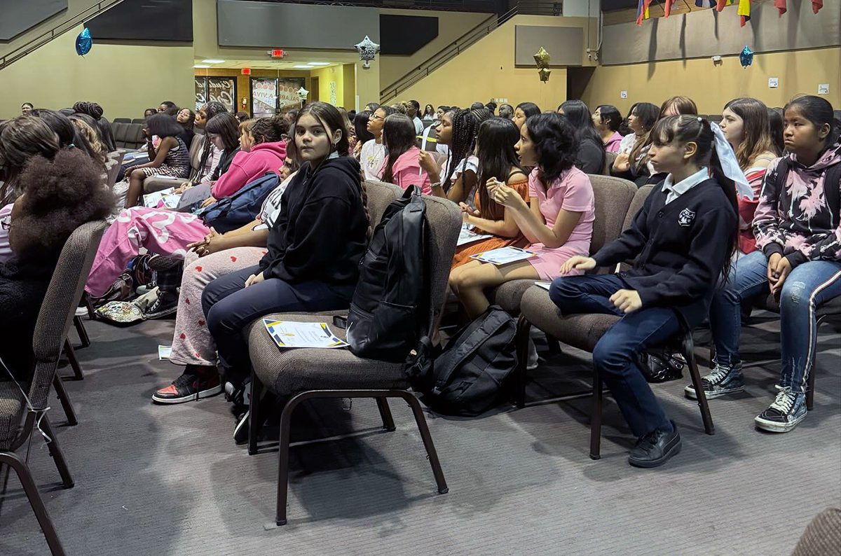 Inscripciones abiertas para YWLA una escuela autónoma exclusiva para niñas