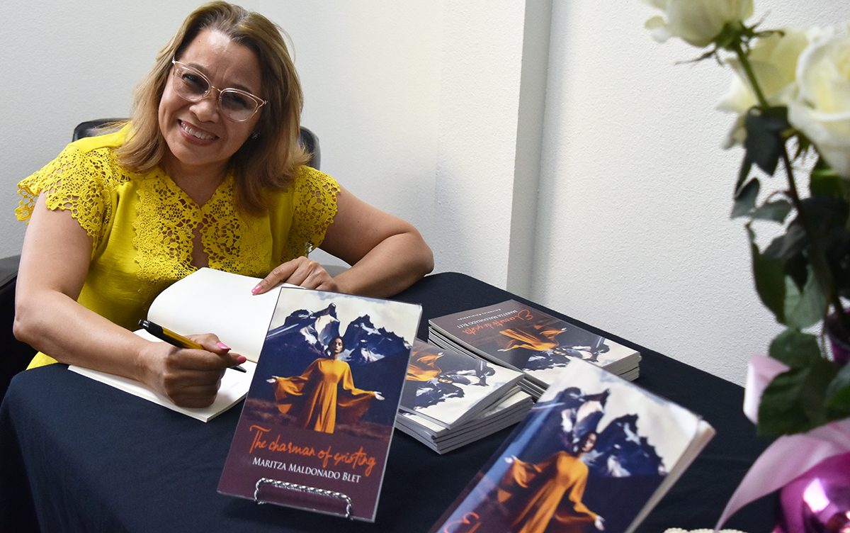 Presentó Maritza Maldonado en Kaleidoscope Gallery su libro “El Encanto de Existir”