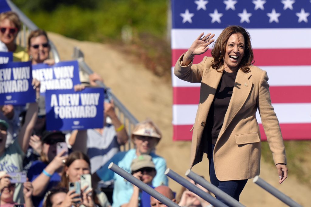 Kamala Harris proposes plan to make it easier for Nevadans to start small businesses