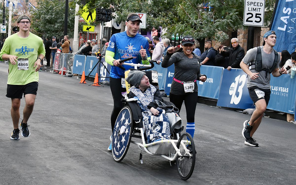 Se adjudicó J.J. Santana el primer lugar en la edición inaugural del Maratón de Las Vegas