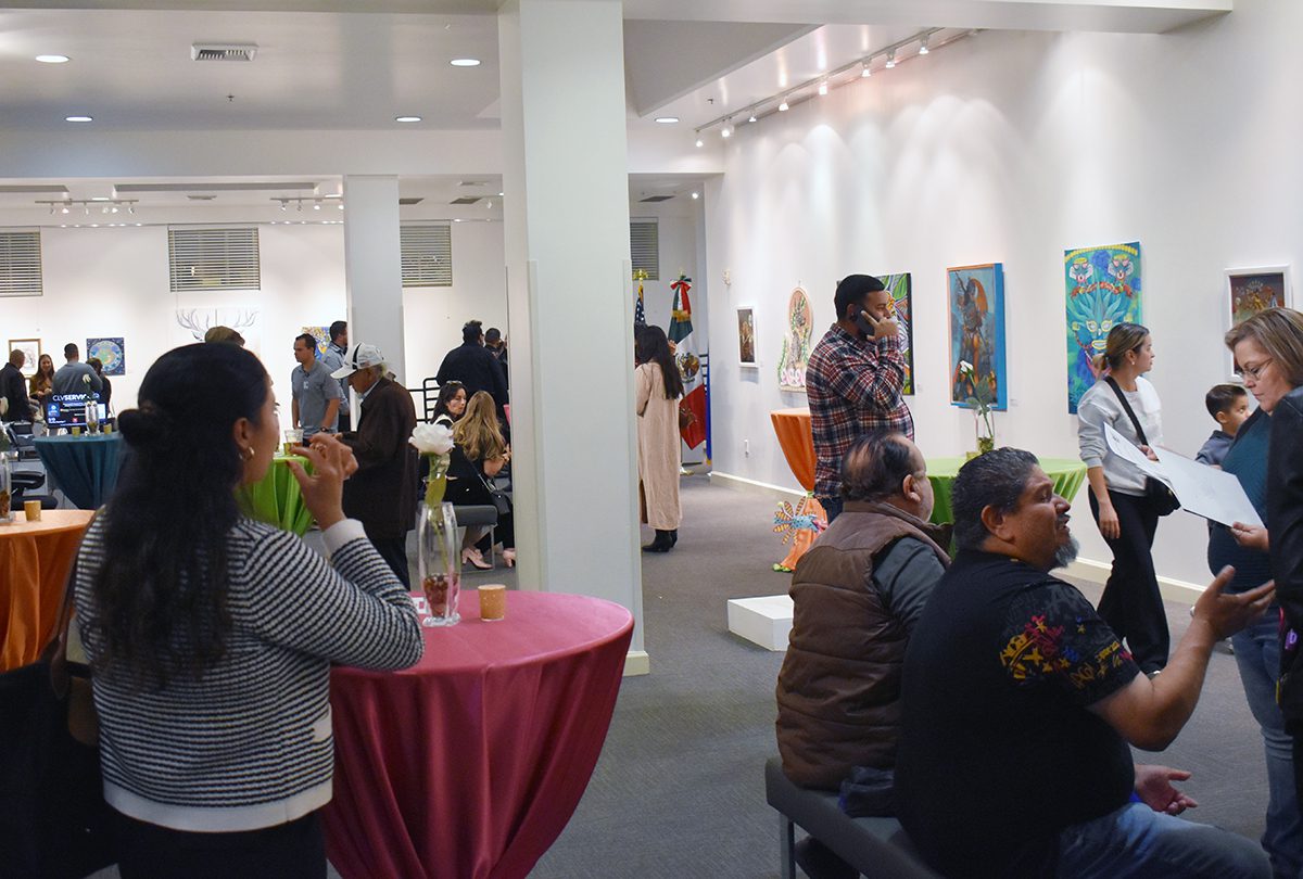 “Xolo, el Guía de las Ánimas” se adjudicó el premio Best in Show en exposición Mitologías Mexicanas