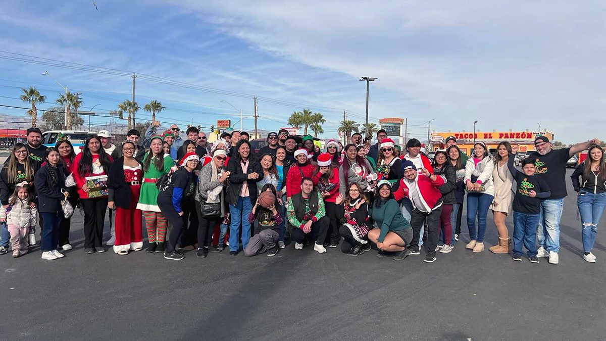 Reparten alegría en Winter Wonderland Festival con la ayuda de organizaciones comunitarias y voluntarios