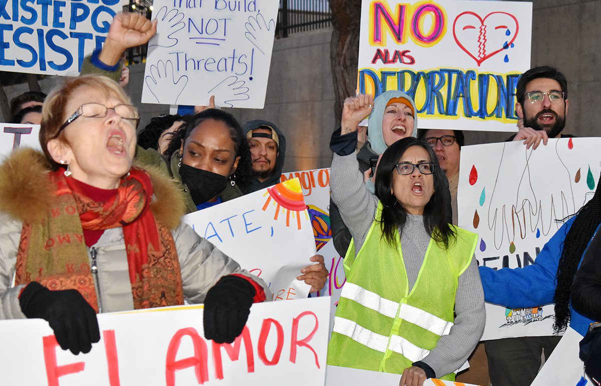 Se manifestaron en Las Vegas activistas y defensores de los inmigrantes contra las órdenes ejecutivas de Trump