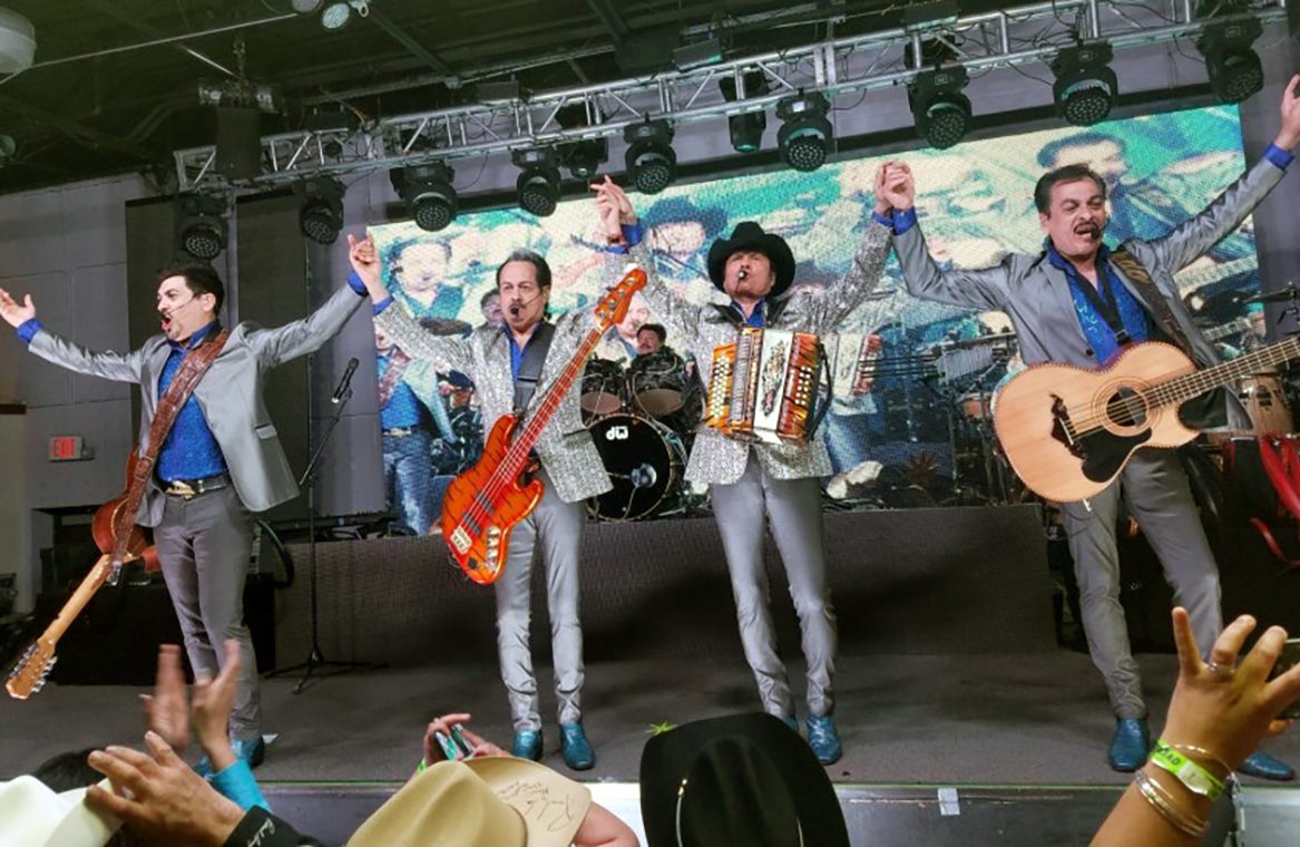Reconocen trayectoria de Los Tigres del Norte en el Día Nacional de la Banda 2025