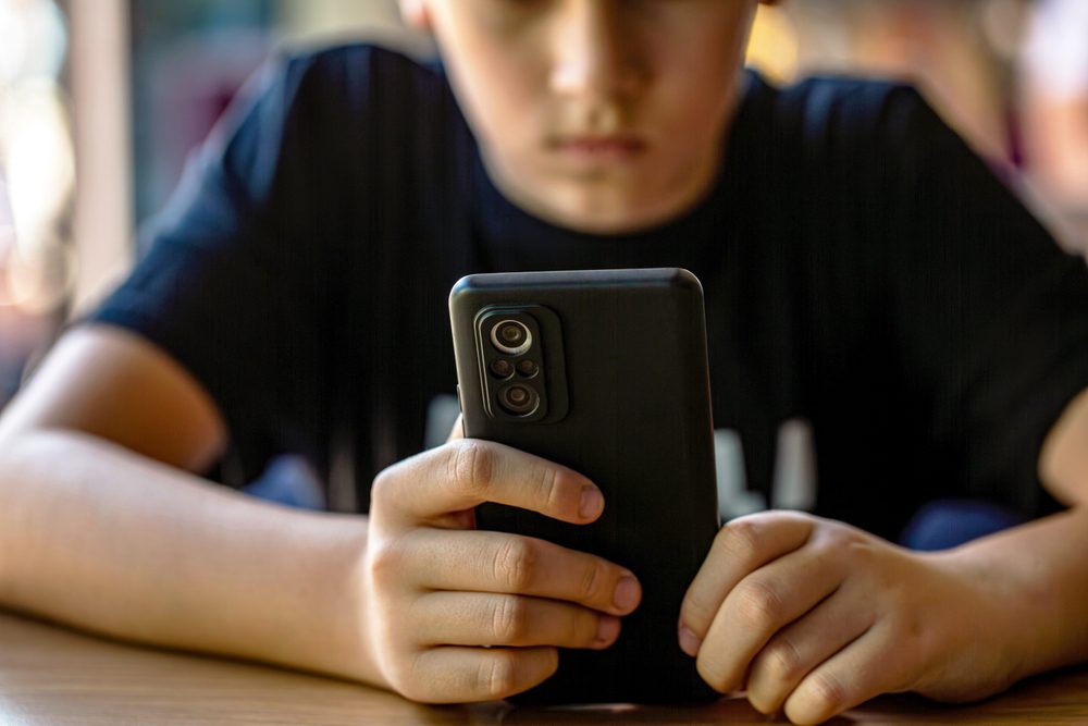 Suicidios y adolescentes: consejos para proteger a tus hijos si usan ChatGPT u otros asistentes de IA Suicidios y adolescentes: consejos para proteger a tus hijos si usan ChatGPT u otros asistentes de IA