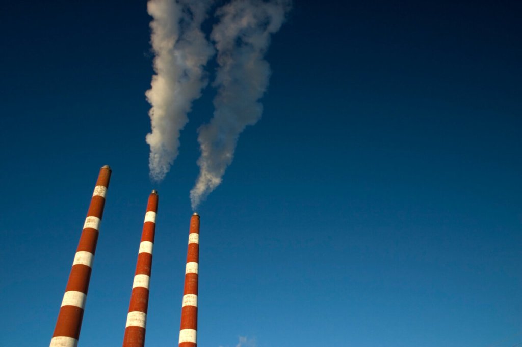 Vegas resident calls on EPA to finalize strong methane rule by the end of summer