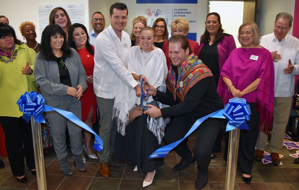 Inauguran “Tu Centro Comunitario de Salud” para atender a la comunidad latina