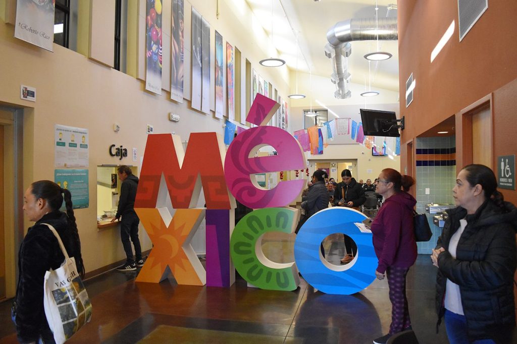 Insta el consulado de México a inscribirse en el programa “Mexicana Emprende”