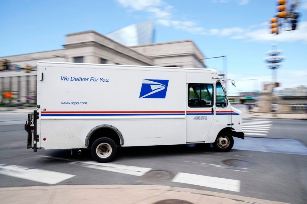 Nevada lawmakers renew plea to pause USPS changes affecting Reno plant