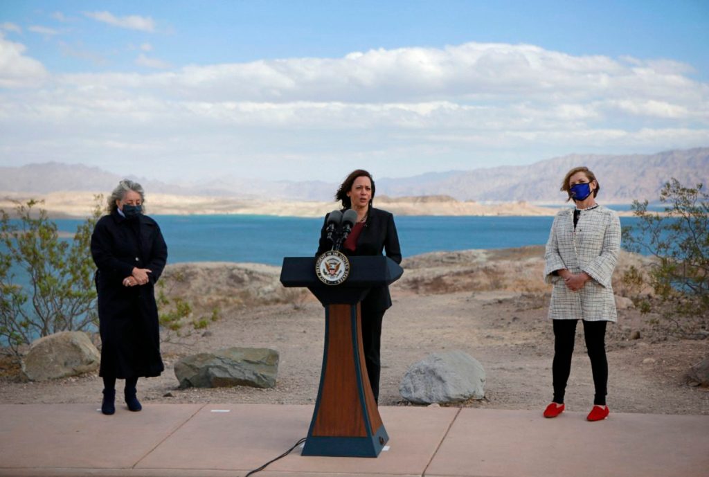 Opinion: Taking on Big Oil and promoting clean energy is the way forward for Nevada. That’s why we must elect Kamala Harris.