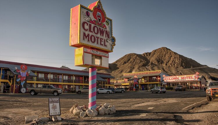 7 of the Weirdest Roadside Attractions in Nevada