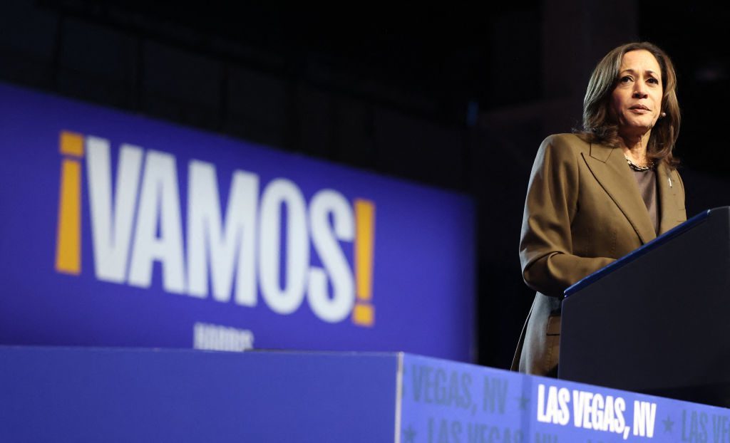 Harris promises a ‘new way forward’ in Vegas rally, pledges support for families and workers