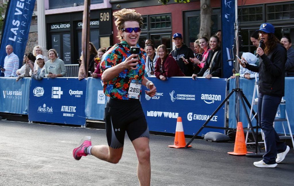 Se adjudicó J.J. Santana el primer lugar en la edición inaugural del Maratón de Las Vegas
