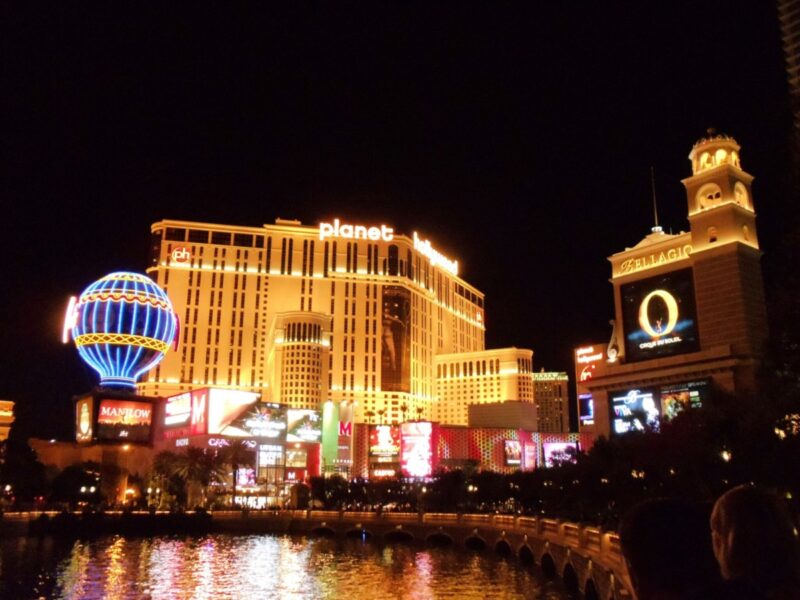 6 Las Vegas hotels that are basically theme parks