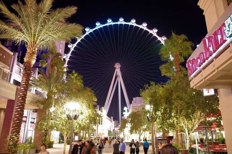 Rides at the Linq Promenade