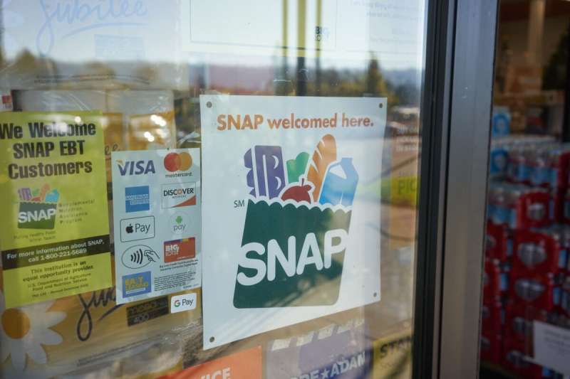 Child poverty in Nevada hit 15% last year, two points higher than the national average, according to a new analysis by the Annie E. Casey Foundation.