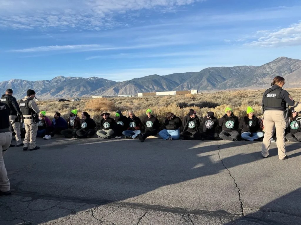 32 protesters arrested outside Northern Nevada Starbucks facility