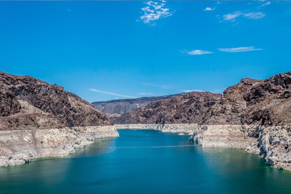 🚤 What to know about Lake Mead’s algae bloom