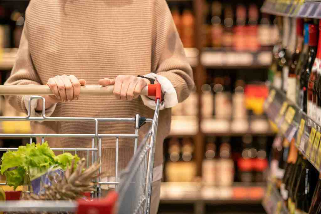 7 supermarkets in Nevada with the best deals on groceries