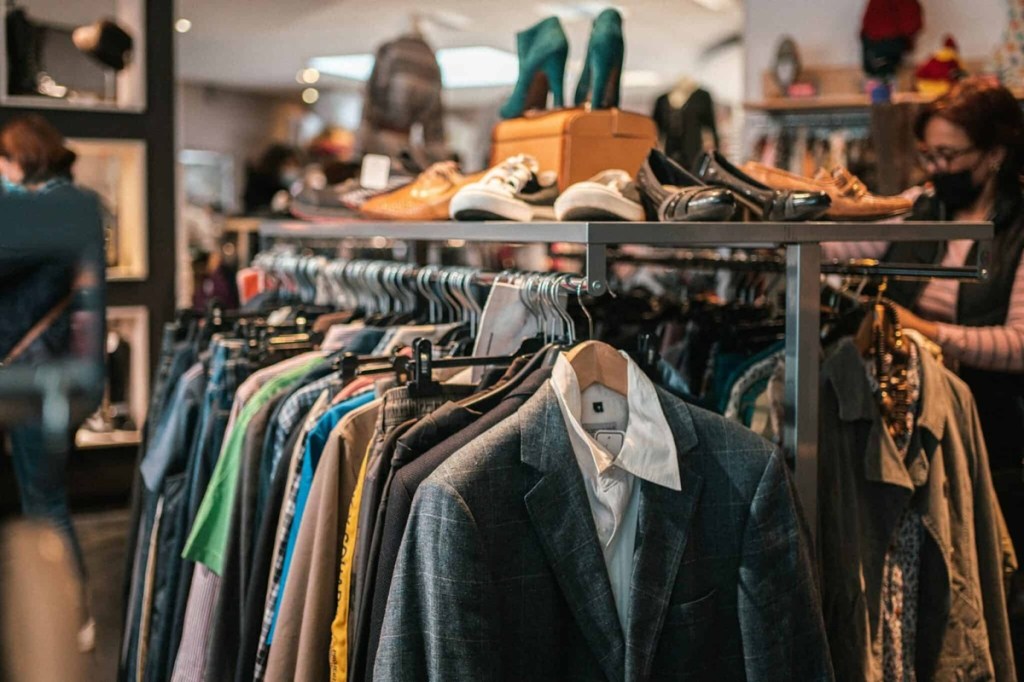 thrift stores in Reno